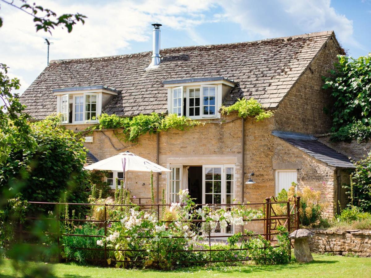 Apple Store Cottage Charlbury Buitenkant foto